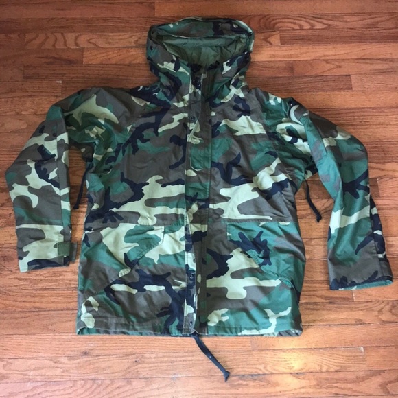 Tennesse Apparel Corporation Other - ARMY ECWS COLD WEATHER PARKA JACKET 🔥 Medium-REG